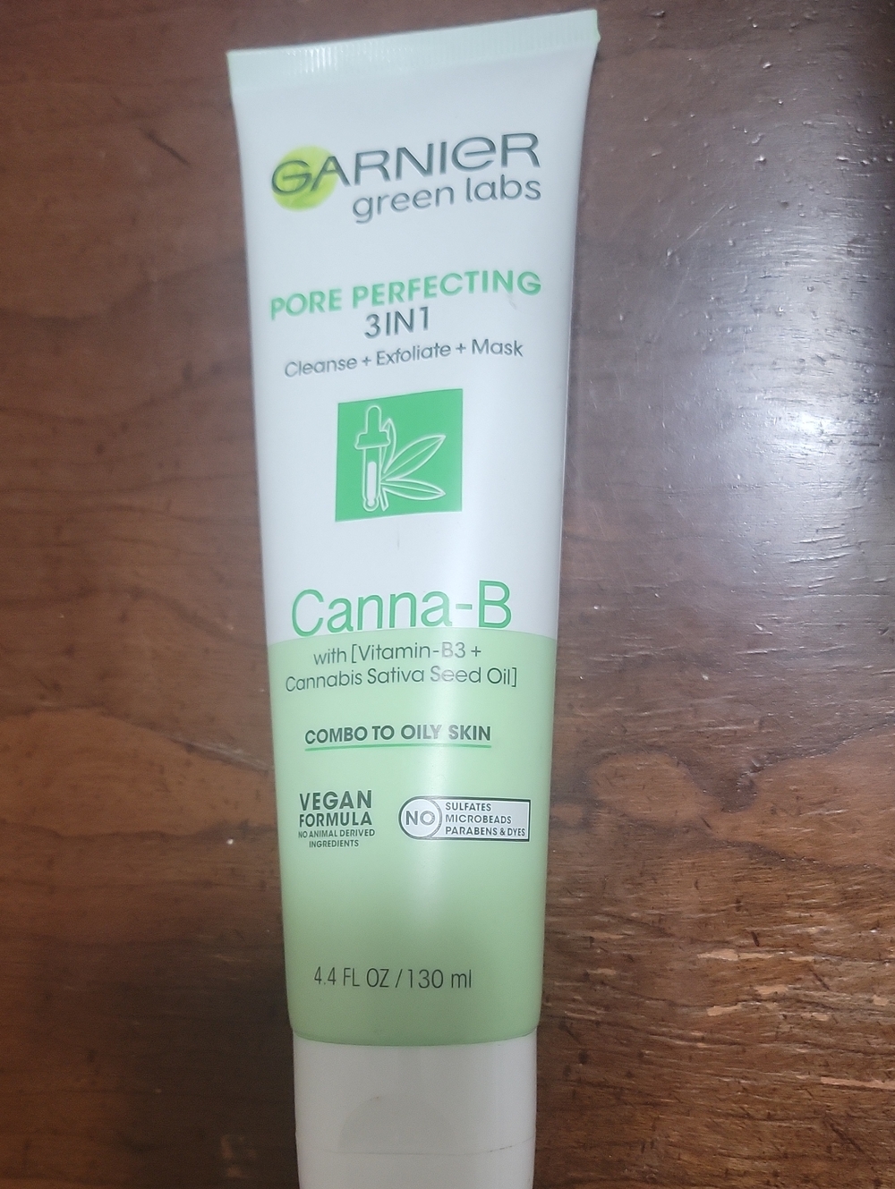 Garnier green labs pore  perfecting three in one cleanser exfoliator and mask